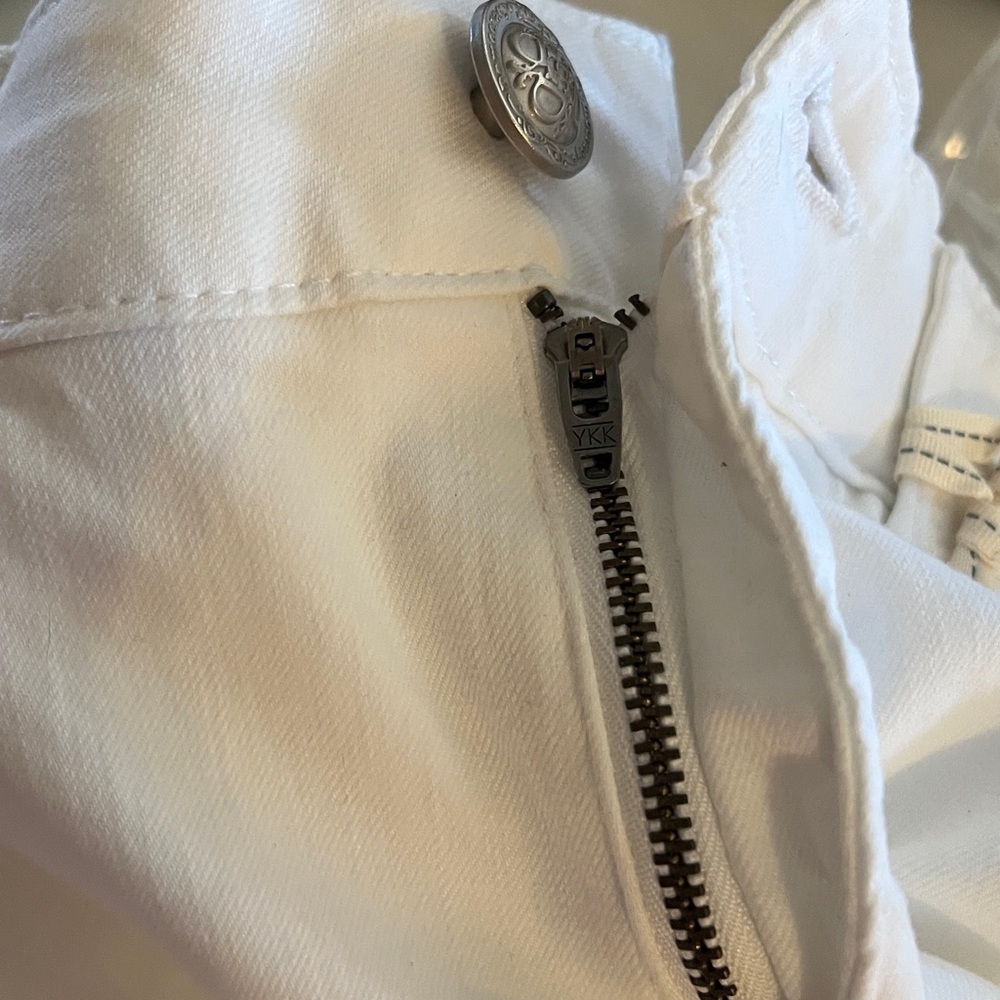 NWT DEMOCRACY: White Straight Leg Jeans …113 - Picture 14 of 14